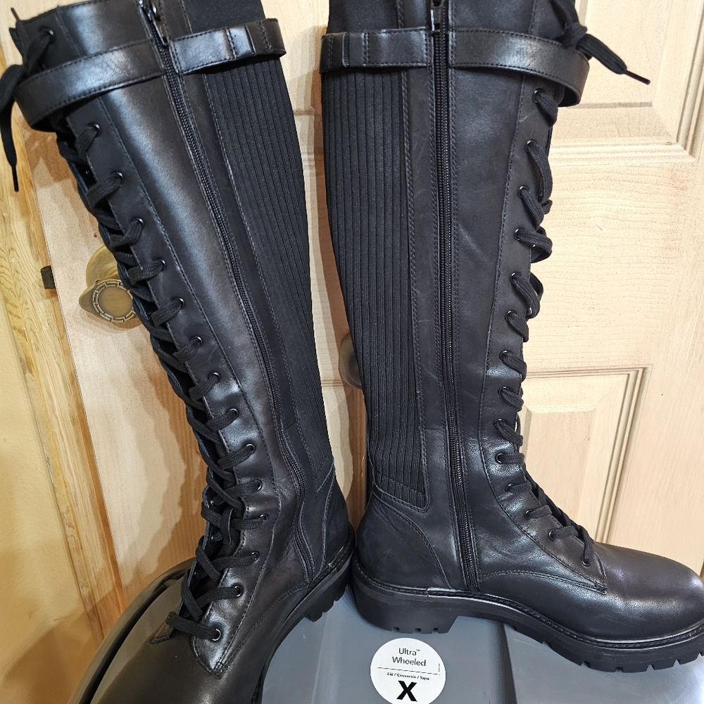 Leather lace up boot